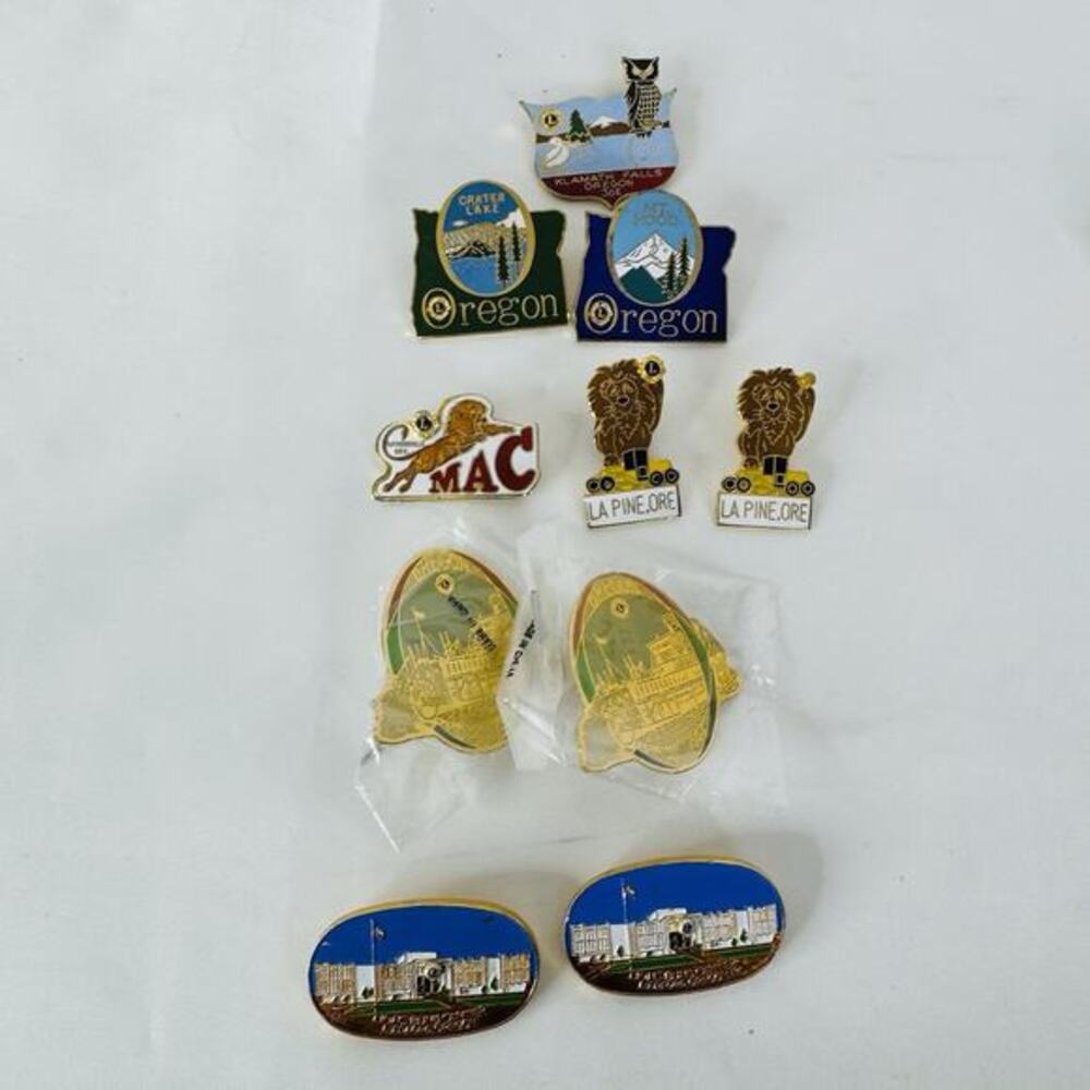 12 Lions Club Oregon Pins Lot Dalles‎ Mac Medford Pine Riverboat